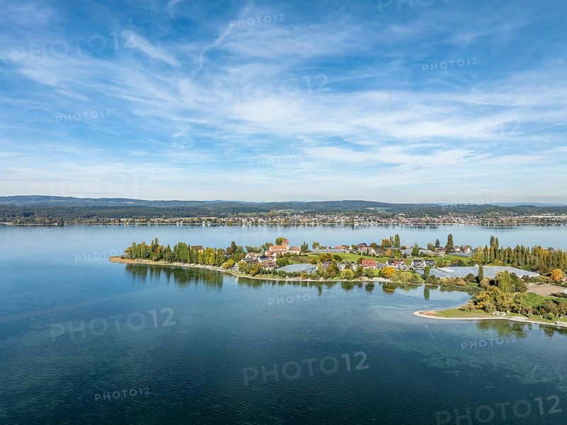 Aerial view of the north-western tip of the island of Reichenau in Lake Constance, with the district of Niederzell and the columned basilica of St Peter and Paul, district of Constance, Baden-Württemberg, Germany