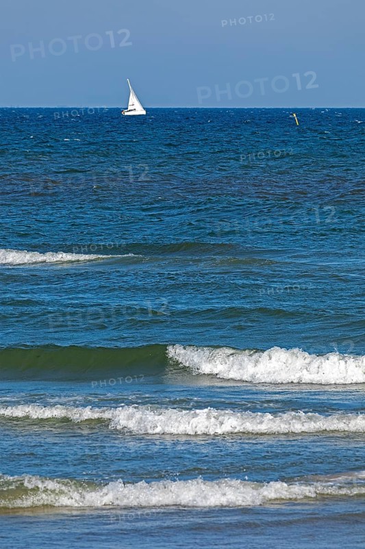 Sailboat, waves, swell, Baltic Sea, Geltinger Birk nature reserve, Nieby, Schleswig-Holstein, Germany