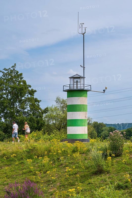 Lighthouse on an island on Lake Kemnader, people on the island, Heveney, Witten, Ruhr area, North Rhine-Westphalia, Germany