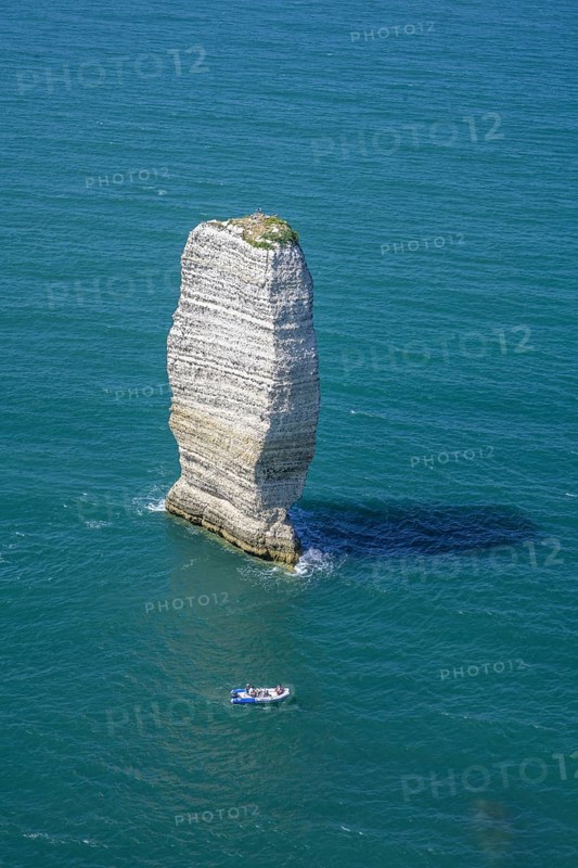 Aiguille de Belval, hike from Etretat to Yport along the chalk cliff coast, Département Seine-Maritime, France
