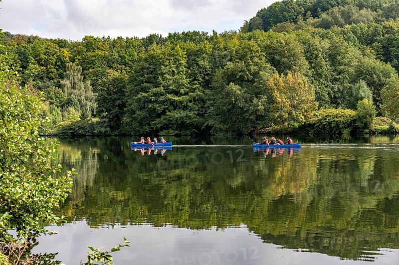 Canoeing on the Ruhr near Hattingen, direction Bochum, hire canoes, North Rhine-Westphalia, Germany