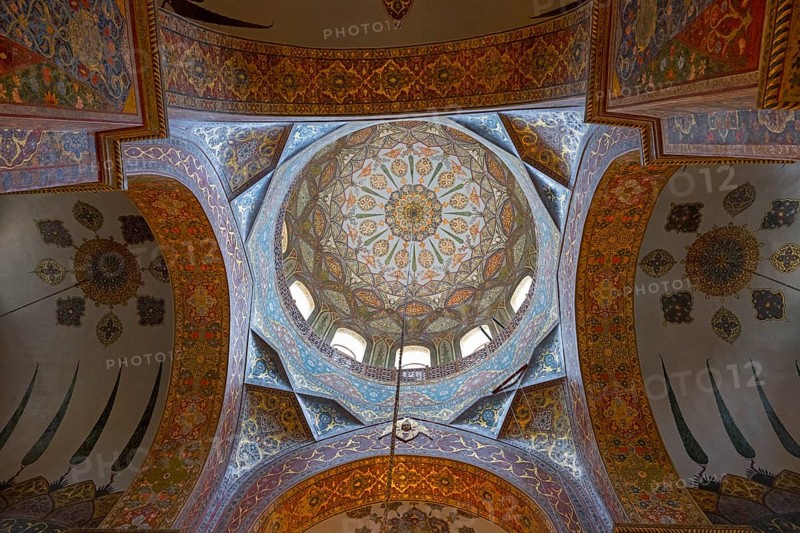 Detailed dome-shaped ceiling painting with elaborate ornaments and warm colours, Inside the historic, most important Armenian Orthodox cathedral, UNESCO World Heritage Site, Echmiadzin, Echmiadzin, Ejmiacin, Vagharshapat, Vagharshapat, Vagarshapat, Vagharshapat, Vagharshapat, Armavir Province, Armenia