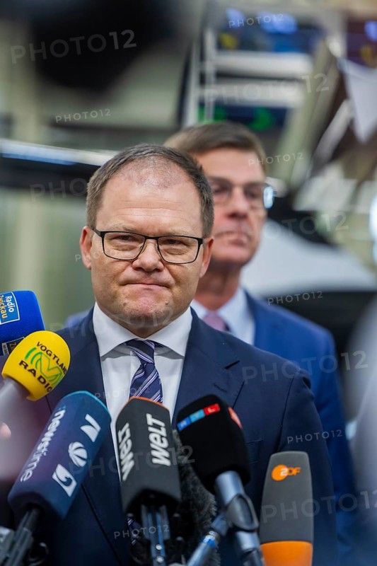 Federal Environment Minister Carsten Schneider during his visit to the Volkswagen vehicle plant in Zwickau, Zwickau, Saxony, Germany