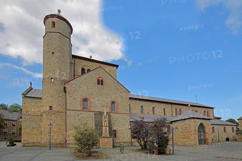 Romanesque collegiate church of St Chrysanthus and Daria, pilgrimage route, Way of St James, Bad Münstereifel, Ahrgebirge, Eifel, North Rhine-Westphalia, Germany