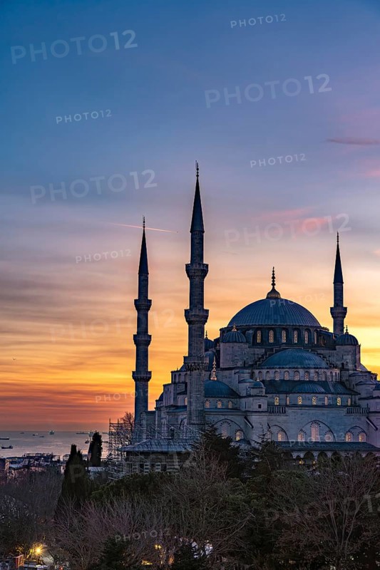 Sunset at the Blue Mosque or Sultan Ahmed Mosque in Istanbul, Turkey