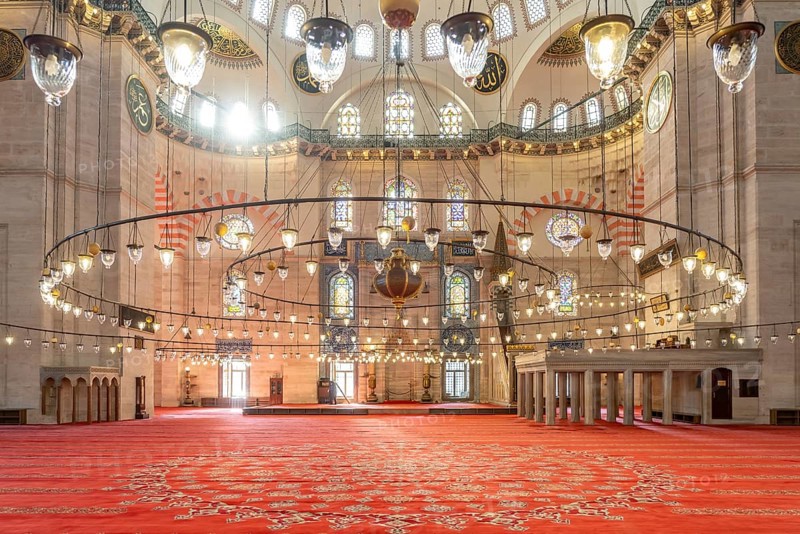 Interior of the Süleymaniye Mosque in Istanbul, Turkey