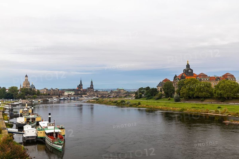 Elbe between Old and New Town, Academy of Fine Arts, Church of Our Lady, Cathedral Sanctissimae Trinitatis, Residential Palace, Court of Appeal, Semper Opera House, paddle steamer on the Elbe, Augustus Bridge, Saxon State Ministry, Dresden, Saxony, Germany