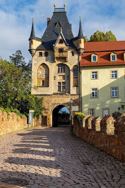 Way to the gatehouse, Old Town, Meissen, Saxony, Germany