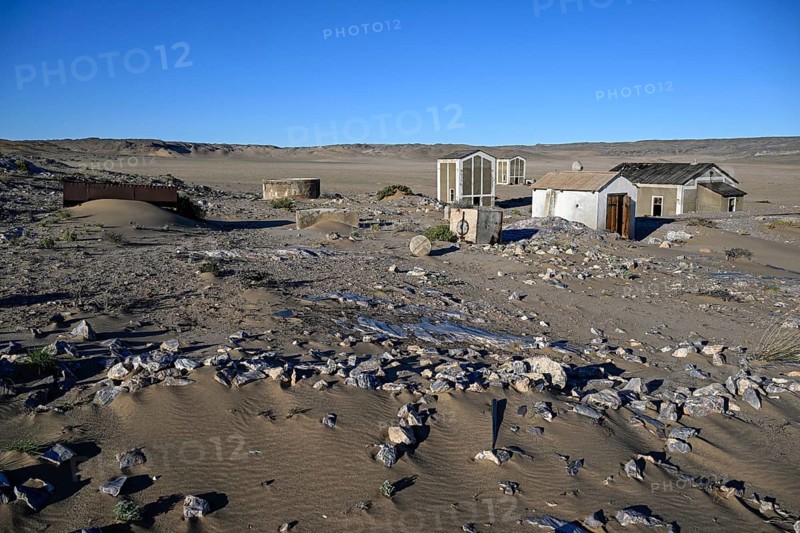 Alte Gebäude in Grillenthal, einst Versorgungsstation für Frischwasser, Diamentensperrgebiet, bei Lüderitz, Region Karas, Namibia