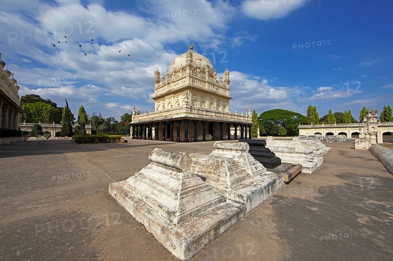 Gumbaz or mausoleum of Tipu Sultan and his family, Srirangapatna, Karnataka, India