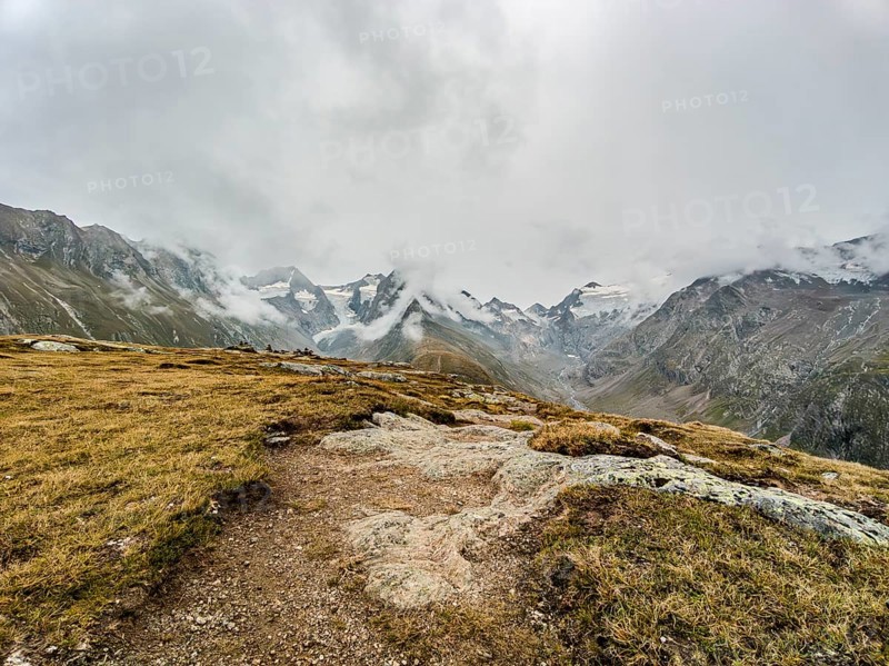 Panoramic view from the Hohe Mut over the Mutsattel and the Rotmoostal to the Gurglkamm in the Ötztal Alps, Hohe Mut Alm, Gurgl, Sölden, Tyrol, Austria