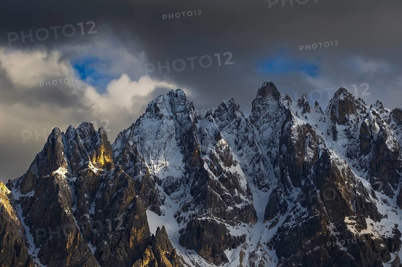 Close-up of mountain peaks of the Sesto Dolomites, Haunold Group, San Candido, Val Pusteria, Dolomites, Sesto Dolomites, South Tyrol, Italy