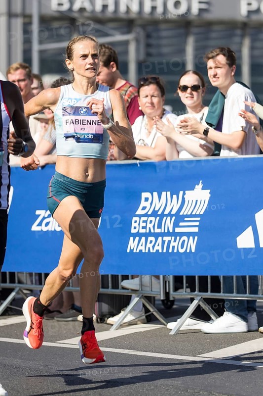Fabienne Königstein (GER) later fastest German, at KM38 in front of Potsdamer Platz at the 51st BMW Berlin Marathon 2025 on 21/09/2025