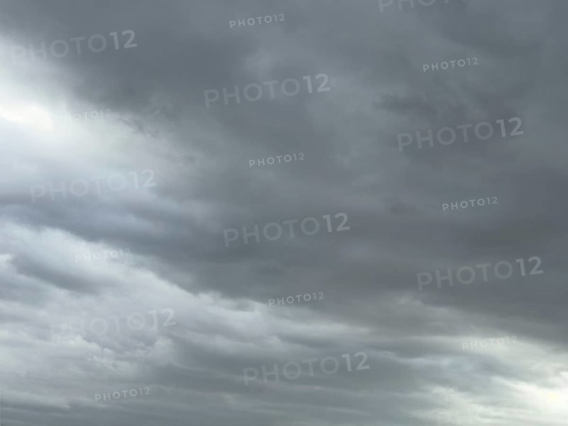 Closed wok blanket of nimbostratus clouds Rain clouds, international