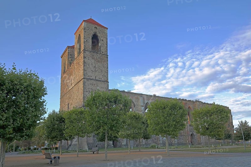 St Nikolai church ruins with twin towers, Zerbst, Fläming, Saxony-Anhalt, Germany