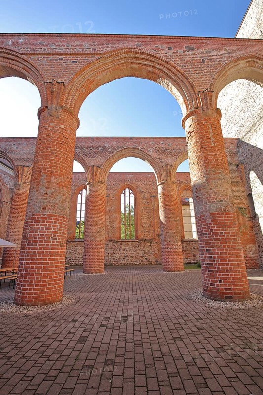 Interior view of the St Bartholomäi church ruins, view upwards, open, archways, columns, pillars, brick church, Zerbst, Fläming, Saxony-Anhalt, Germany
