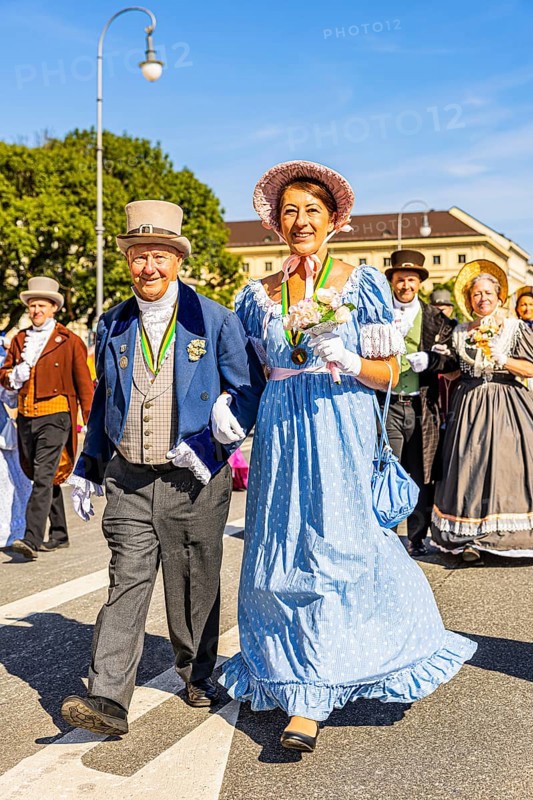 Alt-Monachia-Gesellige Bürgerzunft in historical costumes, Trachten- und Schützenzug, Oktoberfest, Munich, Upper Bavaria, Bavaria, Germany