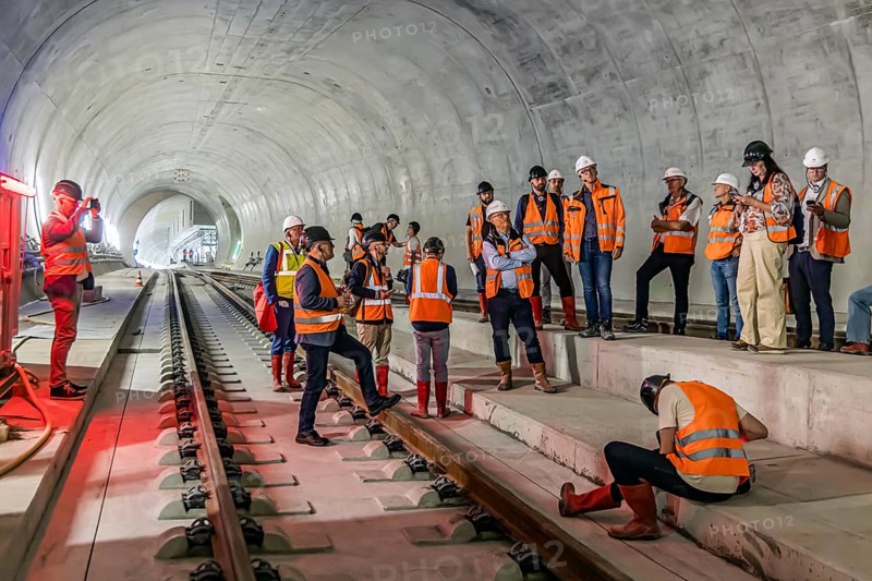 Tunnel under the new airport railway station between the airport and the exhibition centre. The technical equipment is already being installed on the future platform. In future, trains will enter the new station 27 metres below the surface. It is scheduled to go online at the end of 2026. Stuttgart, Baden-Württemberg, Germany