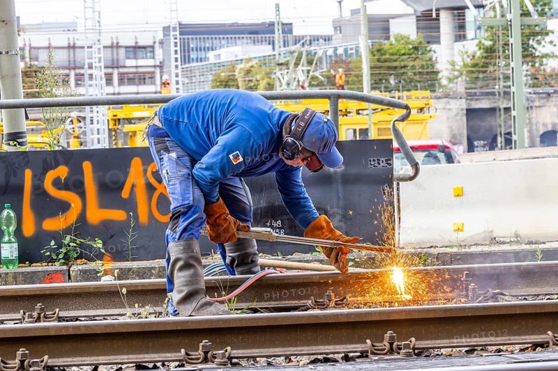 Track construction at Stuttgarter Straßenbahnen AG (SSB) near the Eszet stop. Welding rails. The rails of the U13 line are being renewed due to their age. Stuttgart, Baden-Württemberg, Germany