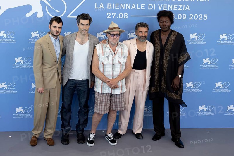Venice, Italy - 3 September 2025: Benjamin Clémentine, Louis Cancelmi, Julian Schnabel, Oscar Isaac, Duke Nicholson during the Photo Call of - In the Hand of Dante - during the 82nd Venice International Film Festival