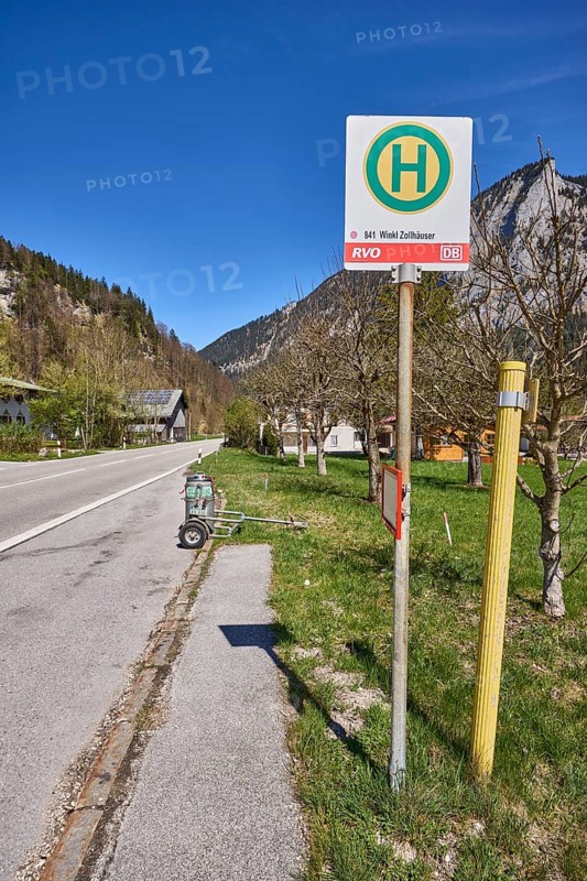 Bus stop Winkl Zollhäuser, road, mountain landscape, mountains, meadow, trees, coniferous forest, farmstead, mobile milk can, blue sky, federal road 20, Reichenhaller Straße, Bischofswiesen, district Berchtesgadener Land, Bavaria, Germany