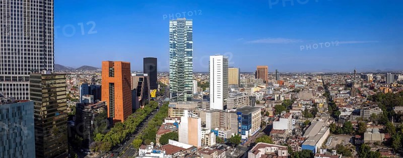 Mexico City Financial Center buildings, banks, and businesses close to Paseo De Reforma