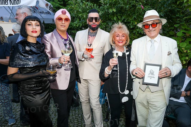 Pauline Stolze, Julian F.M.Stöckel, Harald Glööckler, Stefanie Simon and Lo Graf von Blickensdorf at the premiere of the play 'Der eingebildet Kranke' and Dieter Hallervorden's 90th birthday at the palace gardens Theatre. Berlin, 05.09.2025