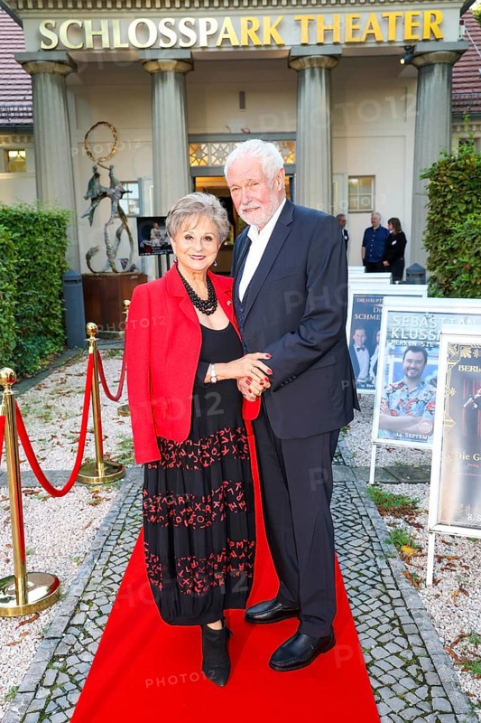 Klaus Lenk and Dagmar Frederic at the premiere of the play 'Der eingebildet Kranke' and Dieter Hallervorden's 90th birthday at the palace gardens Theatre. Berlin, 05.09.2025