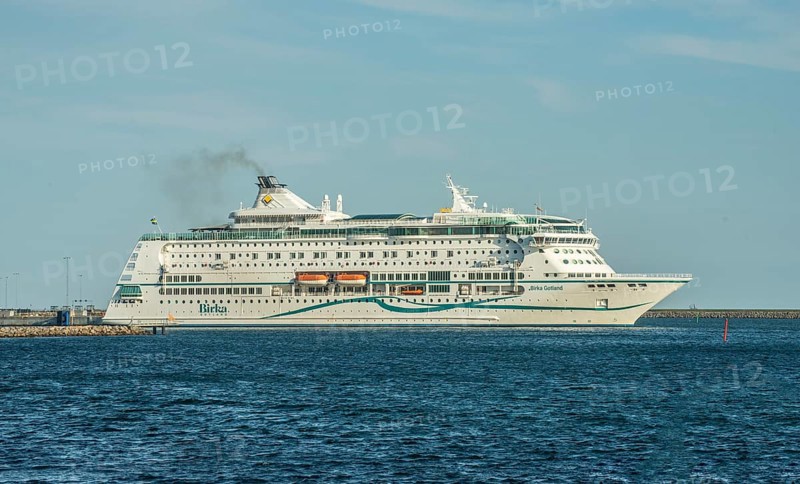 The cruise ship Birka Gotland leaves the port of Ystad on a cruise around the Baltic Sea. Skåne County, Sweden, Scandinavia