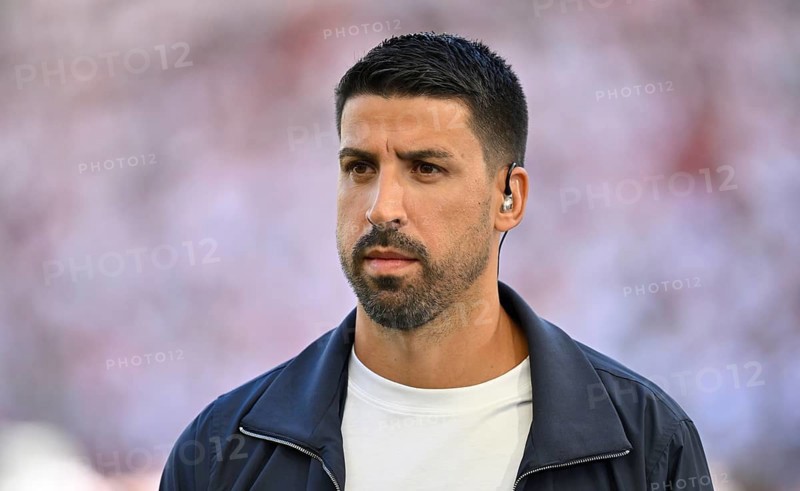 DAZN TV expert Sami Khedira, portrait Bundesliga, MHPArena, MHP Arena Stuttgart, Baden-Württemberg, Germany