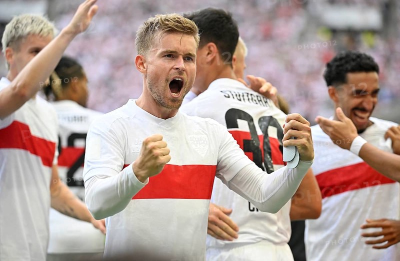 Goal celebration Maximilian Mittelstädt VfB Stuttgart (07) Gesture Gesture Bundesliga, MHPArena, MHP Arena Stuttgart, Baden-Württemberg, Germany