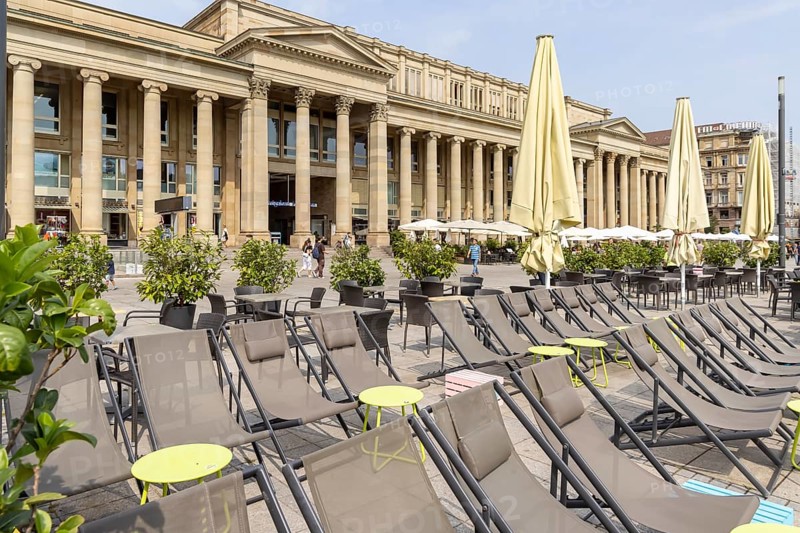 Outdoor catering in Stuttgart. Street café on Schlossplatz in front of the Königsbau. Stuttgart, Baden-Württemberg, Germany