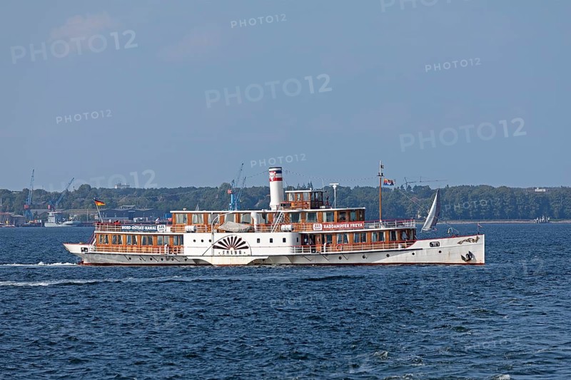 Historic paddle steamer Freya, Kiel Fjord, Kiel, Schleswig-Holstein, Germany