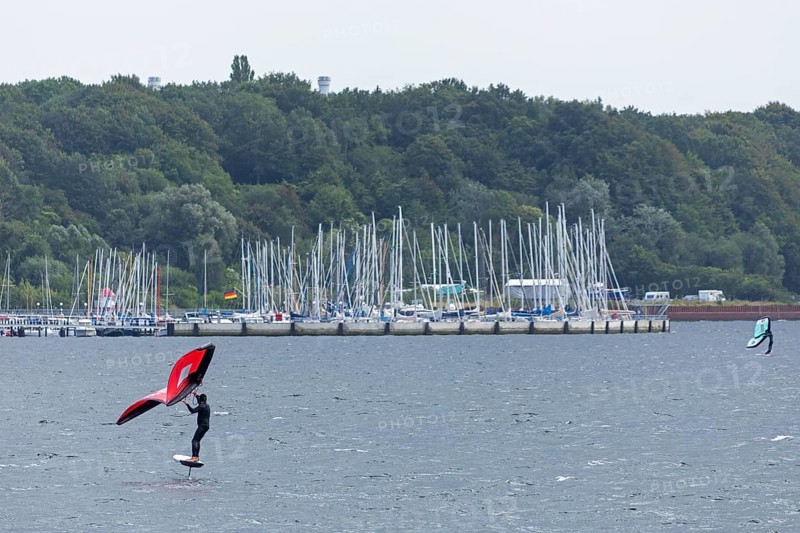 Foil Windsurfer, marina, Mönkeberg, Kiel Fjord, Schleswig-Holstein, Germany