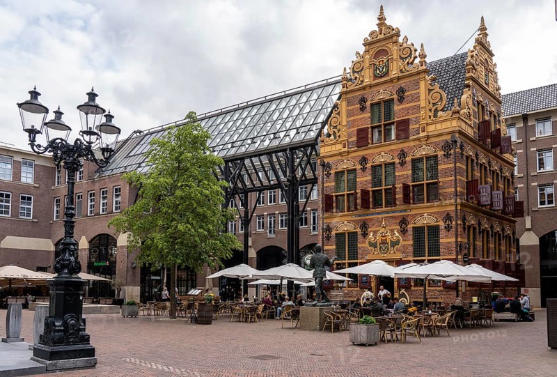 Restaurant Het Goudkantoor, historic building from 1635, on the Waagplein, former tax office, historic centre of Groningen, Netherlands