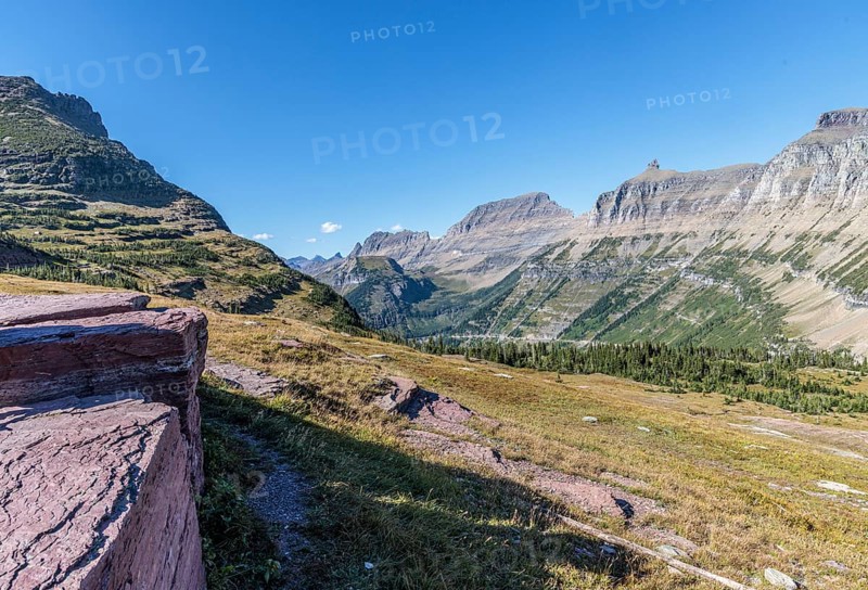 240905_033 Rugged mountains along the Hidden Lake Trail from the Logan Pass Visitor Center in Glacier Natioinal Park, Montana, USA