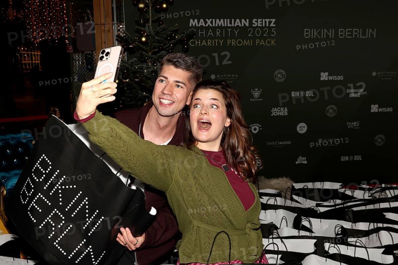 Maximilian Seitz, Ronja Forcher, 5th Charity Celebrity Pack 2025 campaign for Street Sweeper e.V. at Bikini Berlin, 26.11.2025