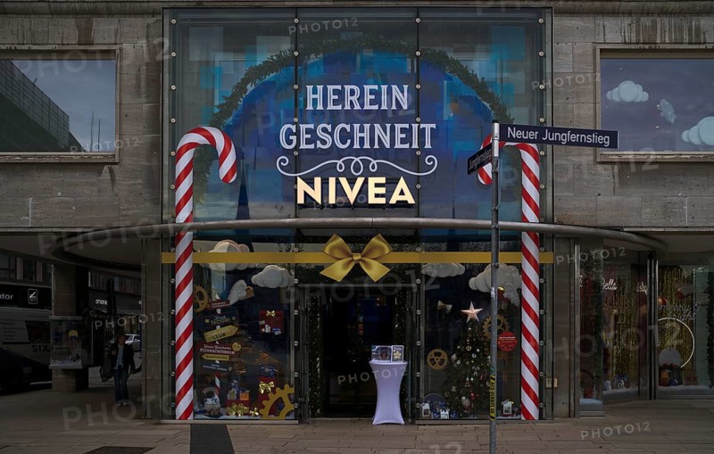 Nivea Shop, Brand Store, Logo, shop, Jungfernstieg, Free and Hanseatic City of Hamburg, Germany