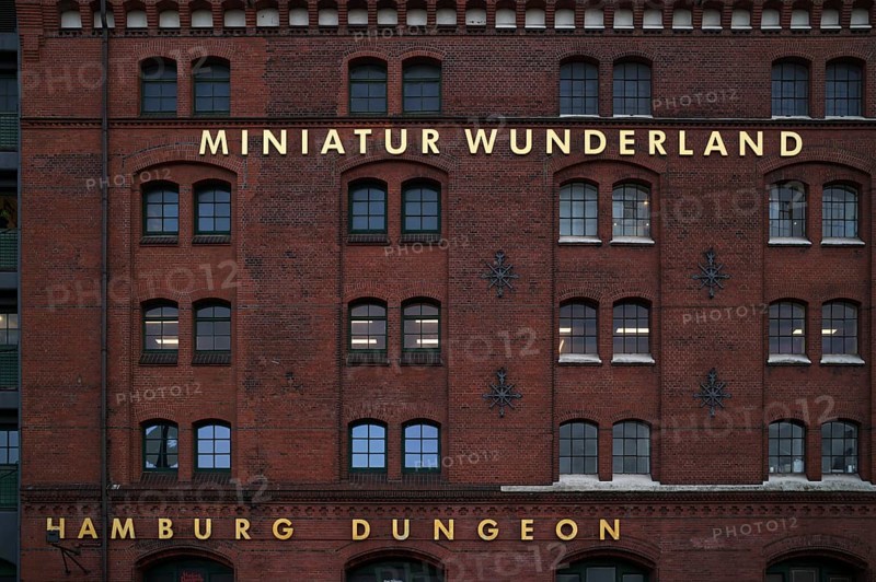 Exterior view of Miniatur Wunderland, Hamburg Dungeon, façade, warehouses, brick buildings, Hamburger Speicherstadt, Hafencity, Free and Hanseatic City of Hamburg, Germany