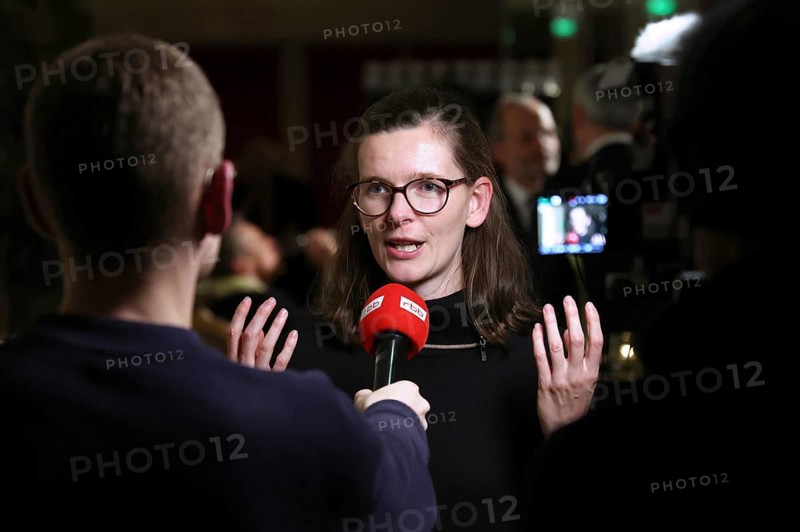 Jette Förster at the Prize for Civil Courage Against Right-Wing Radicalism and Anti-Semitism, 19th Charity Dinner Room of Names in Berlin's Hotel Adlon on 24.11.2025