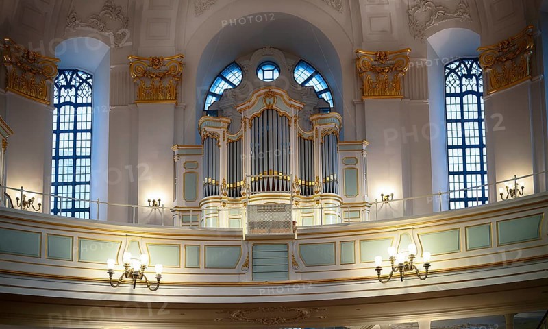 Interior view, brochure of the Steinmeyer organ in the west gallery, main evangelical church of St. Michaelis, Michel for short, Free and Hanseatic City of Hamburg, Germany