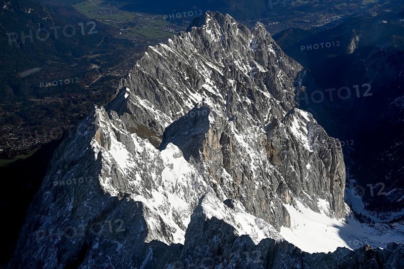 View of the Riffeltalwand from the mountain station of the Zugspitz cable car, Grainau municipality, Garmisch-Partenkirchen district, Bavaria, Germany