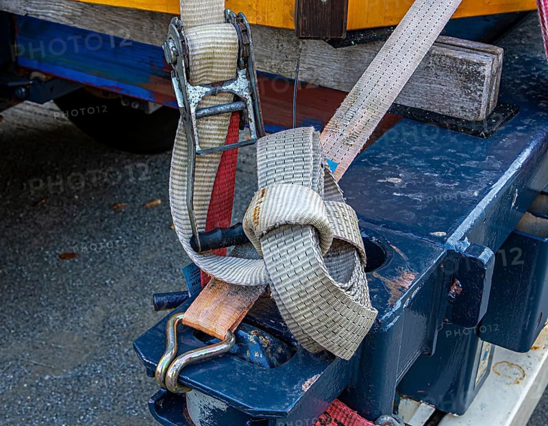 Detailed photo, safety belts for transporting heavy objects, Berlin, Germany