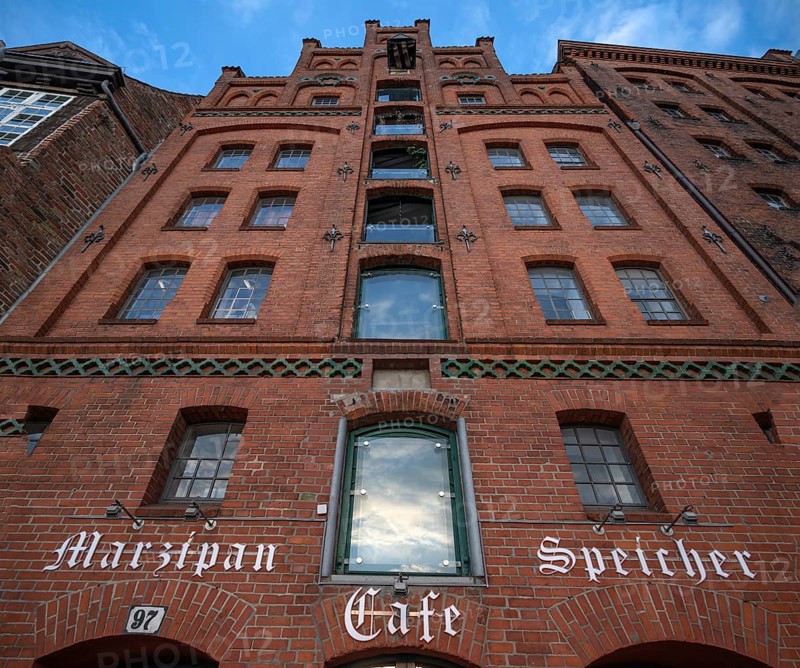 Historic marzipan warehouse, built around 1574, today café, An der Untertrave 97, Hanseatic City of Lübeck, Schleswig-Holstein, Germany