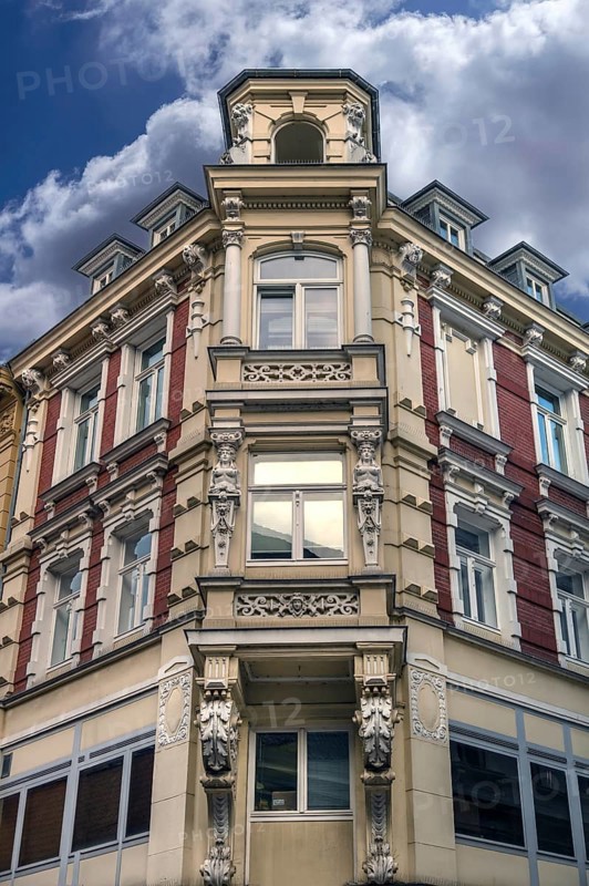 Multi-storey bay window of a corner residential building built around 1900, Breite Straße, Hanseatic City of Lübeck, Schleswig-Holstein, Germany
