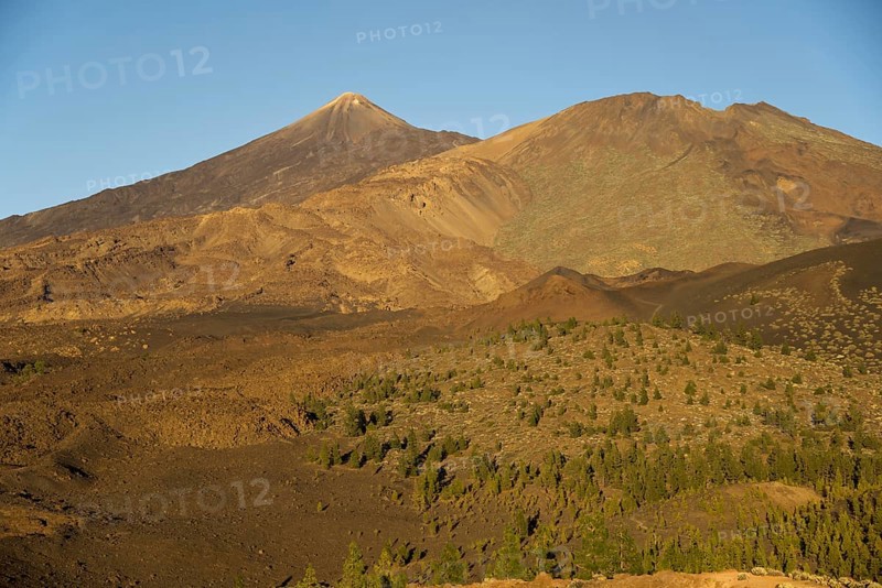 Europe, Spain, Canary Islands, Tenerife, Teide National Park, panorama from Mirador de Chio to Pico de Teide, 3718m