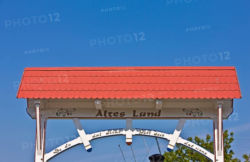 Welcome sign, entrance portal, Jork, Altes Land, Lower Saxony, Germany