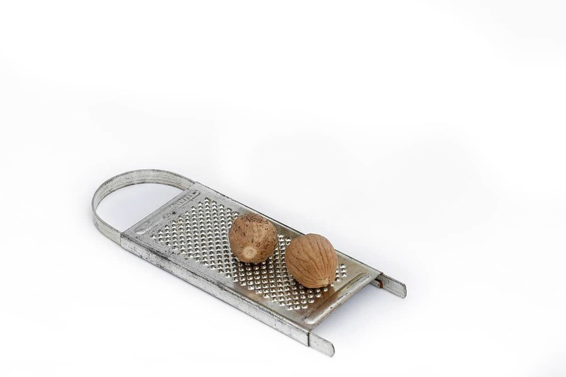 Cutler, nutmeg, spice, grater, studio, food photography, Germany