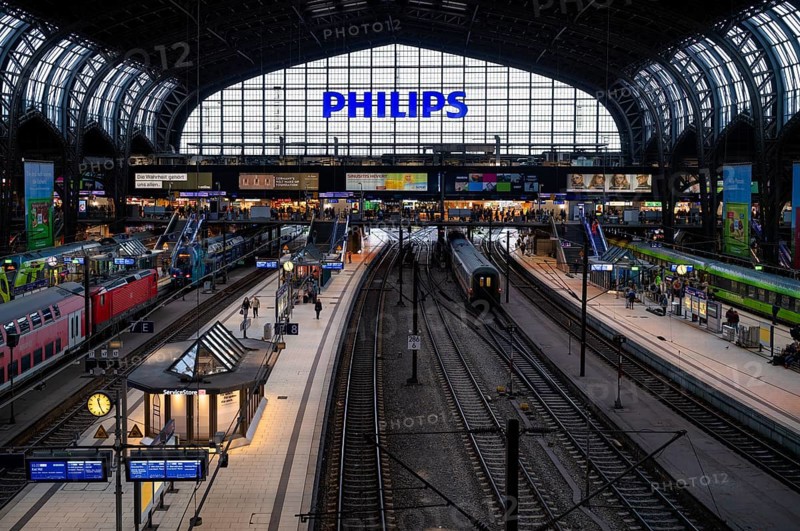 Interior view, trains, tracks, Philipps, logo, platform, travelers, main station, Free and Hanseatic City of Hamburg, Germany