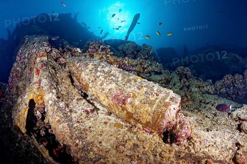 Grenade, bullet for heavy gun, British, in shipwreck, wreck, steamship SS Thistlegorm, ammunition freighter, launching 09.04.1940 in Sunderland, Scotland, sunk Second World War, 06/10/1941 by German Heinkel He-111 on Shaab Ali, Sinai Peninsula, Egypt, Red Sea